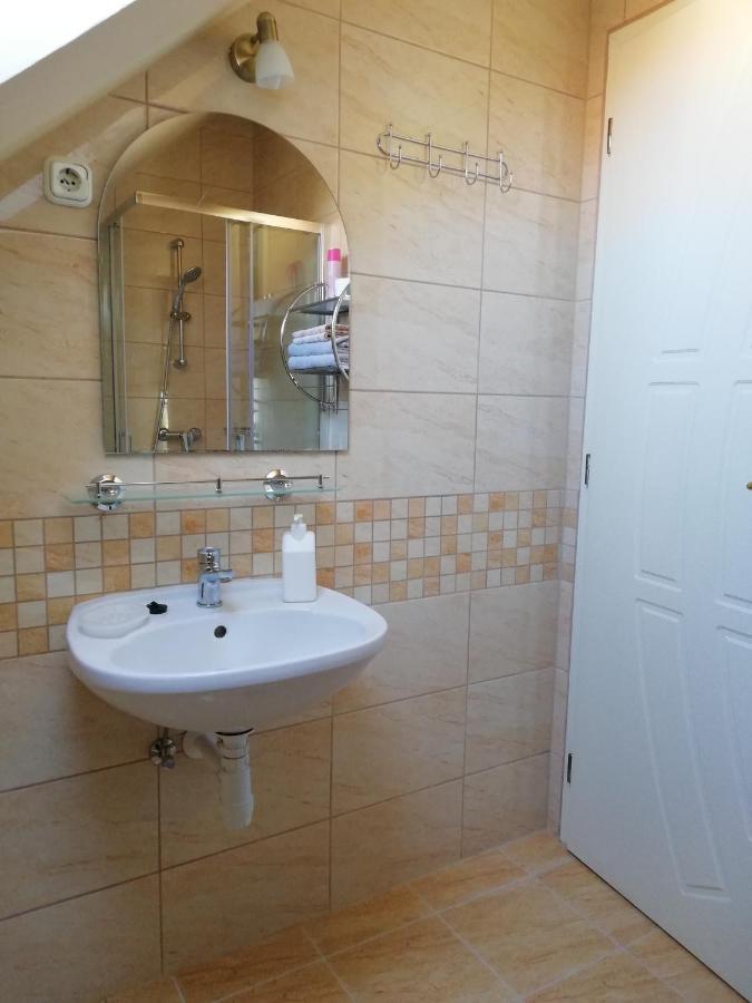 Hajdúszoboszló Imola Es Andrea Apartmanhaz מראה חיצוני תמונה