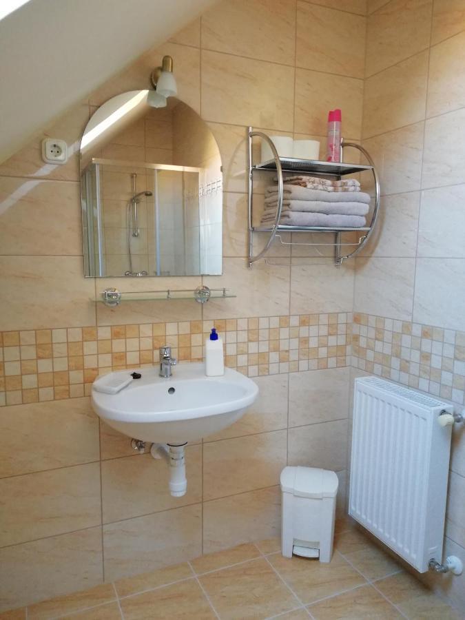 Hajdúszoboszló Imola Es Andrea Apartmanhaz מראה חיצוני תמונה