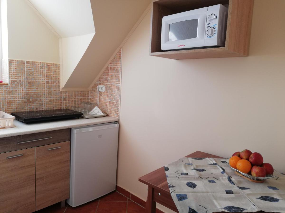Hajdúszoboszló Imola Es Andrea Apartmanhaz מראה חיצוני תמונה