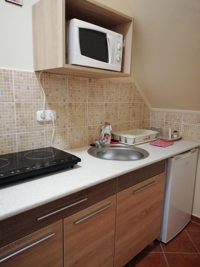 Hajdúszoboszló Imola Es Andrea Apartmanhaz מראה חיצוני תמונה