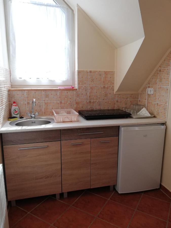 Hajdúszoboszló Imola Es Andrea Apartmanhaz מראה חיצוני תמונה